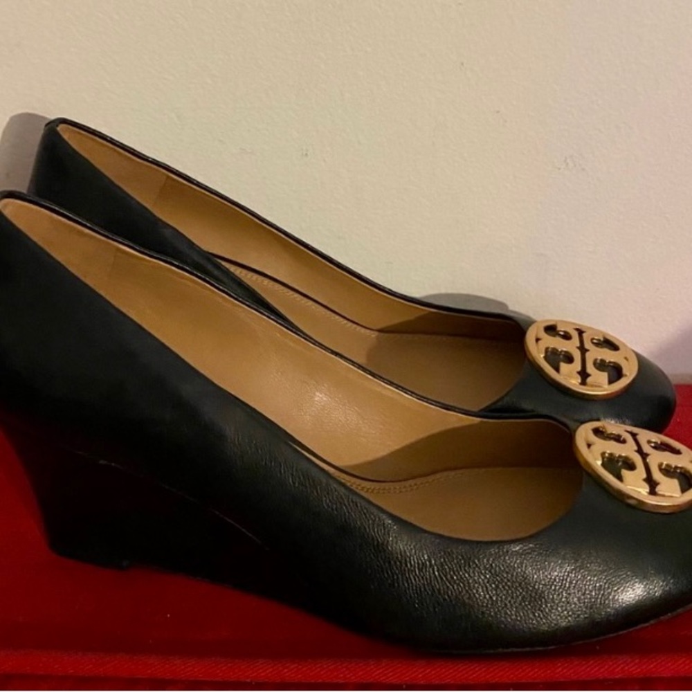 Tory Burch heels size 8.5